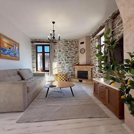 White Stone With Balcony Lejlighed Nikiti (Sithonia)