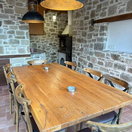 Апартаменты White Stone With Balcony