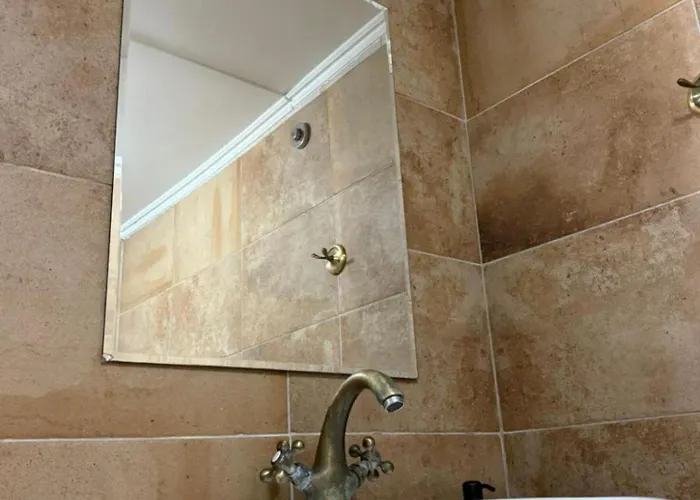 White Stone With Balcony Апартаменты *